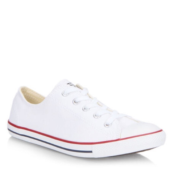 White converse - Picture 1 of 4